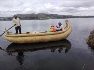 Uros Titicaca Aru Lodge