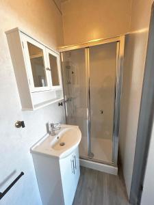 Twilight GF2 Single Room with Private Bathroom