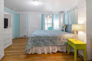 19th St. Beachside Hideaway