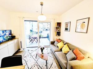 Perfect city stay-1BR with terrace