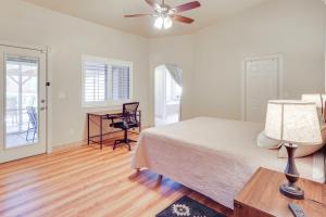 Kingman Mtn-View Home w Putting Green & Ping-Pong