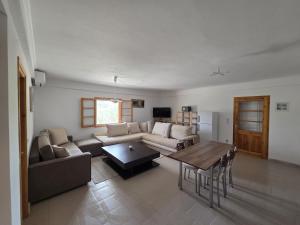 Olive trees hideaways 2