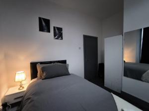 Ivy GF1 Single Room with Private Bathroom