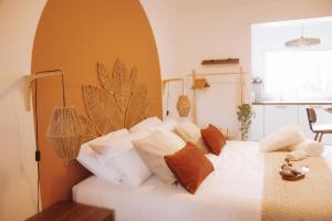 Appartement Suite Ananda, Spa Balnéo, vue lac, parking gratuit, cuisine tout équipée, wifi, refait à neuf tout confort, idéal pour une escapade détente