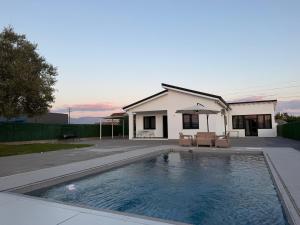 Holliday Villa