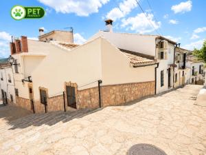 Casa Calma con Patio. A 500 m de Puente Nuevo