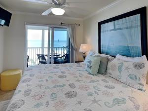 Pointe South 305