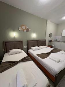 Anna Summer Rooms