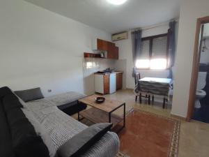 Apartmani Knežević