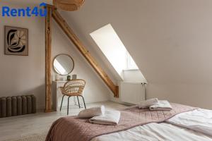 Apartament z widokiem na Rynek Starego Miasta by RENT4YOU