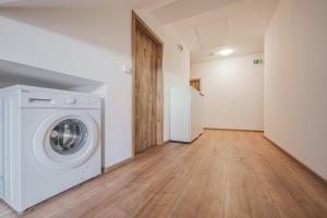 Flat Near Prague Castle Stylish & Prime Location 2