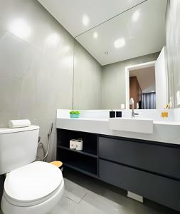 Ap 2 quartos | Cambuí, Piscina, Garagem e Academia