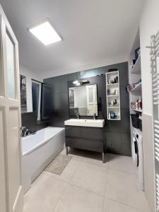 Central Budapest Guest Room