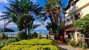 Bouganvile Hostel Ilha Grande