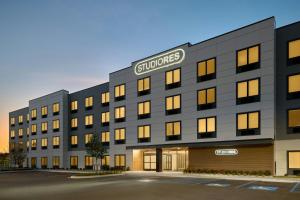 StudioRes by Marriott Columbia Harbison
