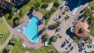 Ground Level Condo near Pool Princesa B-101