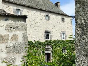 3 chambres dhôtes, Besson, à Lieutadès en Aubrac