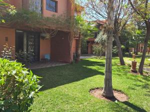Apartment in Marrakech, with swimming pool and garden