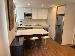 Aparta estudio céntrico y remodelado
