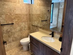 Aparta estudio céntrico y remodelado
