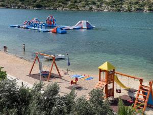 Apartments Villa J i M by the sea