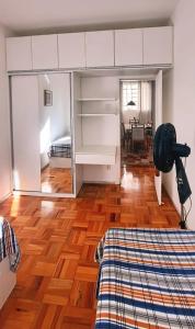 Best location Great spacious and airy apartment,