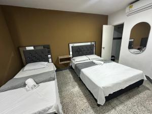 hotel guayacanes central
