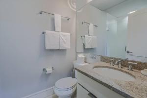 Back Bay Gem 1BR on Newbury Street