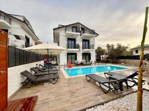 As Villas Villa Atlas private pool 4 badroom oludeniz