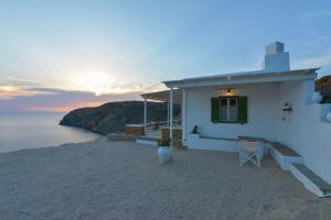 Sunset Studio Sifnos Greece