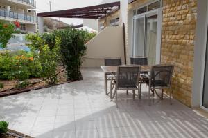 Bungalow with Pool View - Roof Terrace