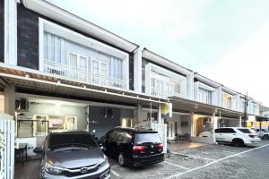 Tulip Syariah RedPartner near T2 Juanda Airport