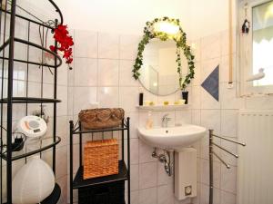 Ferienwohnung Kapitänskajute, Dornumersiel