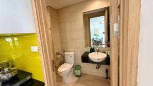 Thủy Hạ Long Homestay