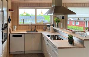 Gorgeous Home In Tranekær With Wifi