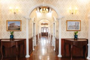 San Franz Hotel La Perla
