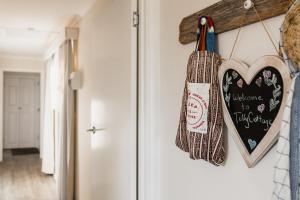 Tully Cottage - a home among the gum trees