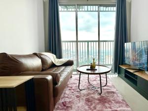 Rare 8 Pax Stay 3BR Near One Utama & Damansara