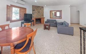 Gorgeous Home In Alicante