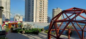 Living Studio Oh Wow View