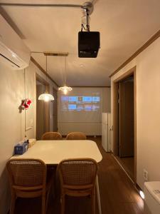 The Brick House - Konkuk Univ Station