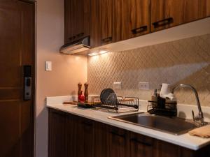 Woodvale at Alpine Villas, Crosswinds Tagaytay