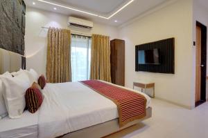 Hotel Iceberg Mahabaleshwar Venna Lake Main Road