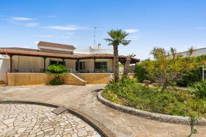 Villa Isidoro Sea View - Happy Rentals