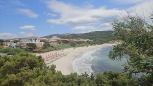 Golden Sunset House - Isola Rossa