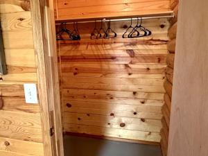 Peaceful Historic Cabins with Stocked Lake & Outdoor Adventures near Swan Valley, Idaho