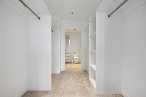 Stylish Brand New 3-Level 3BR Home & Sleeps 10