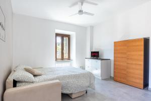 Cà Maira Dronero Studio apartment with Netflix and Wi-Fi