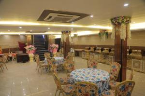 The Royal Casa Hotel and Banquet