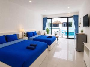 Monalisa Blue haven pool hotel